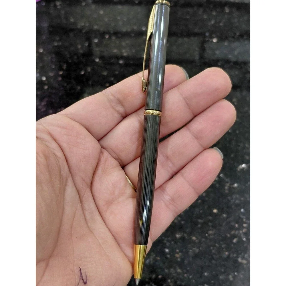 Parker Twist Mechanism Ballpoint Gold Metalic (Black Color)